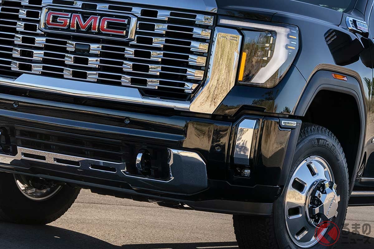 ギラッギラの大迫力グリル採用! GMC新型「シエラ」
