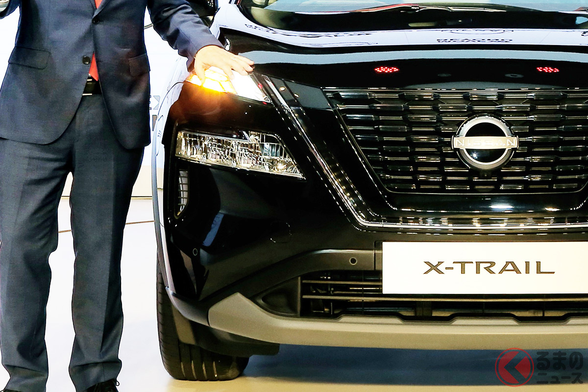 インドで初公開された「エクストレイル」