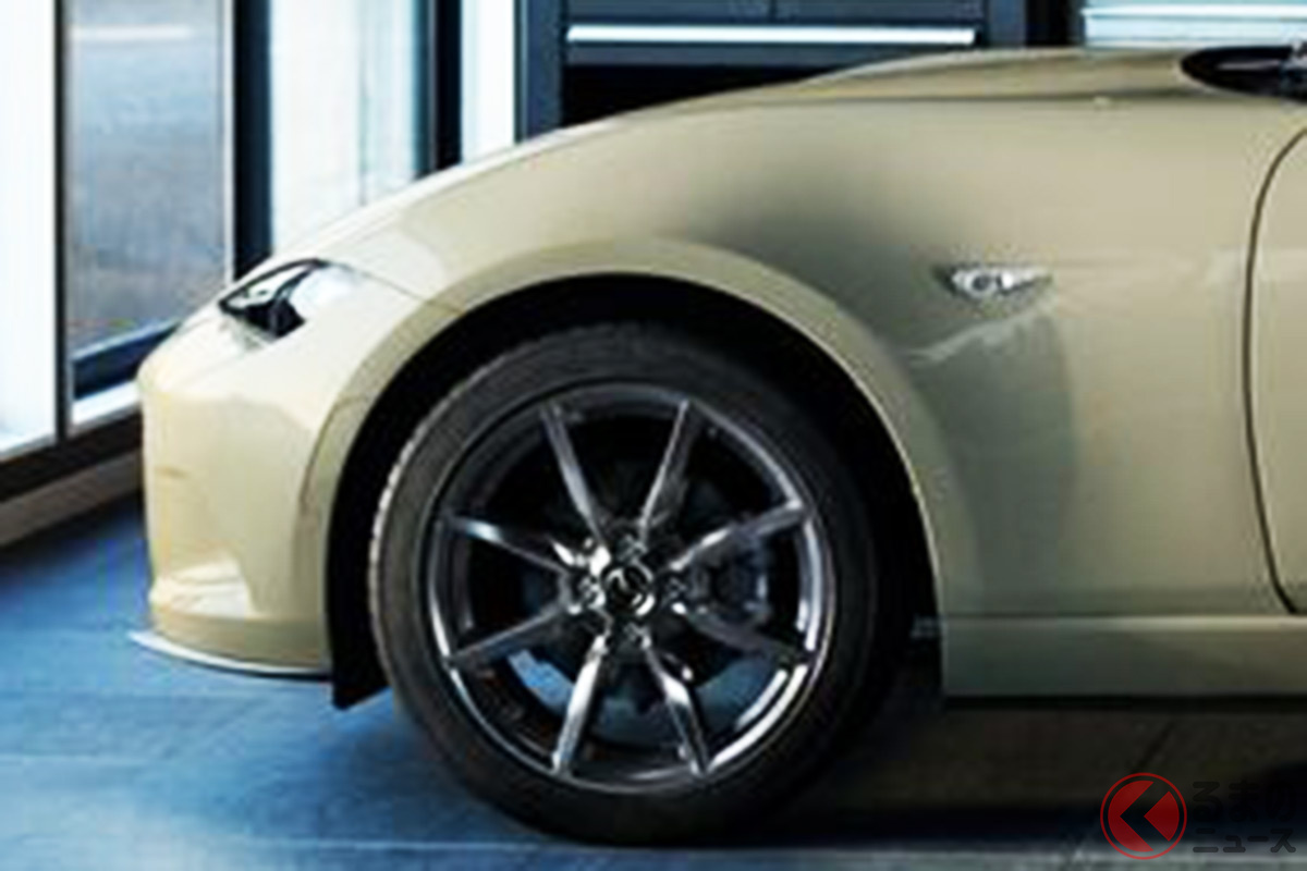 イギリス仕様のマツダ「MX-5」(日本名:ロードスター)