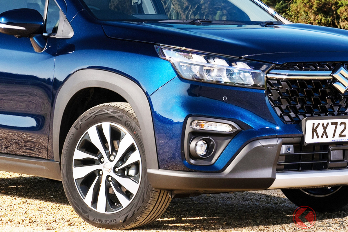 イギリス仕様のスズキ新型「Sクロス フルハイブリッド」
