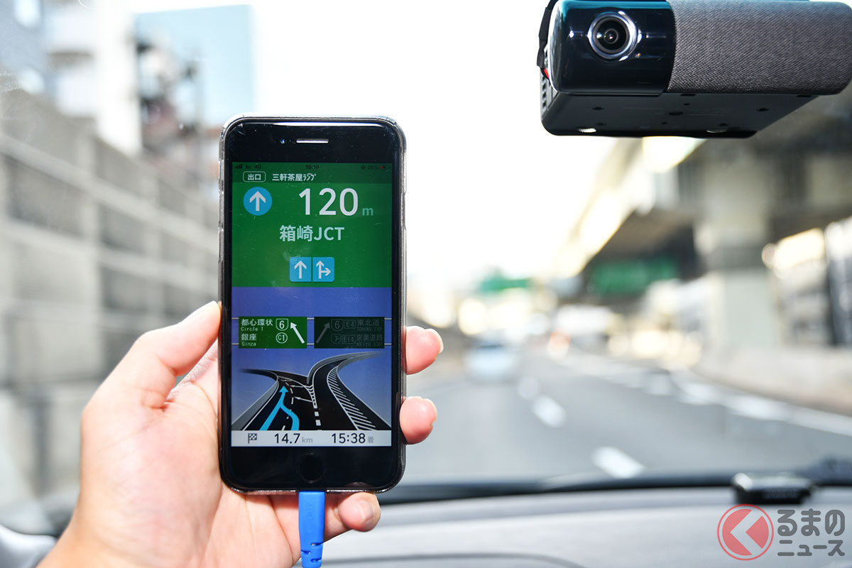 分岐が多く緊張の絶えない首都高速も的確なルート案内で安心