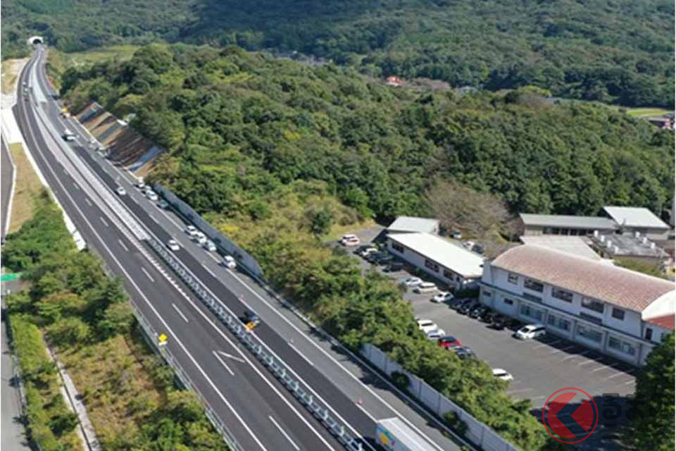 4車線化される区間の現況(画像:NEXCO西日本)