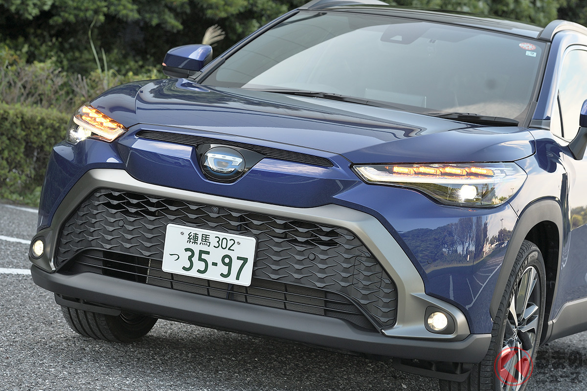 世界的に大人気? 日本のユーザーは新型カローラクロスのどんな部分に惚れたのでしょうか?(画像は日本仕様)