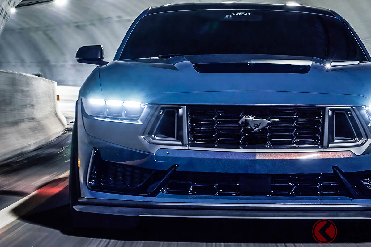 フォード新型「マスタング」のパフォーマンスモデル「ダークホース」