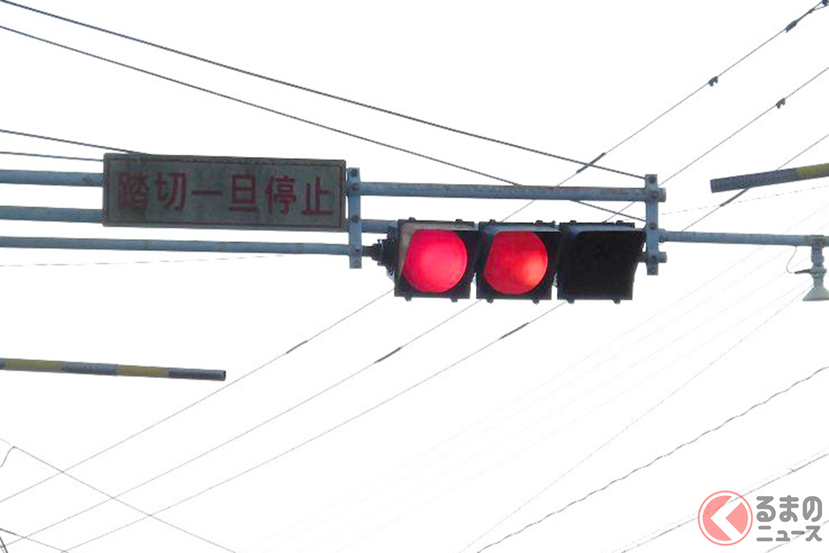 鹿児島県志布志市にある一時停止を表す珍しい信号機(画像提携:カボス@A・ZU・NA Day @1DonkoAoshingo)