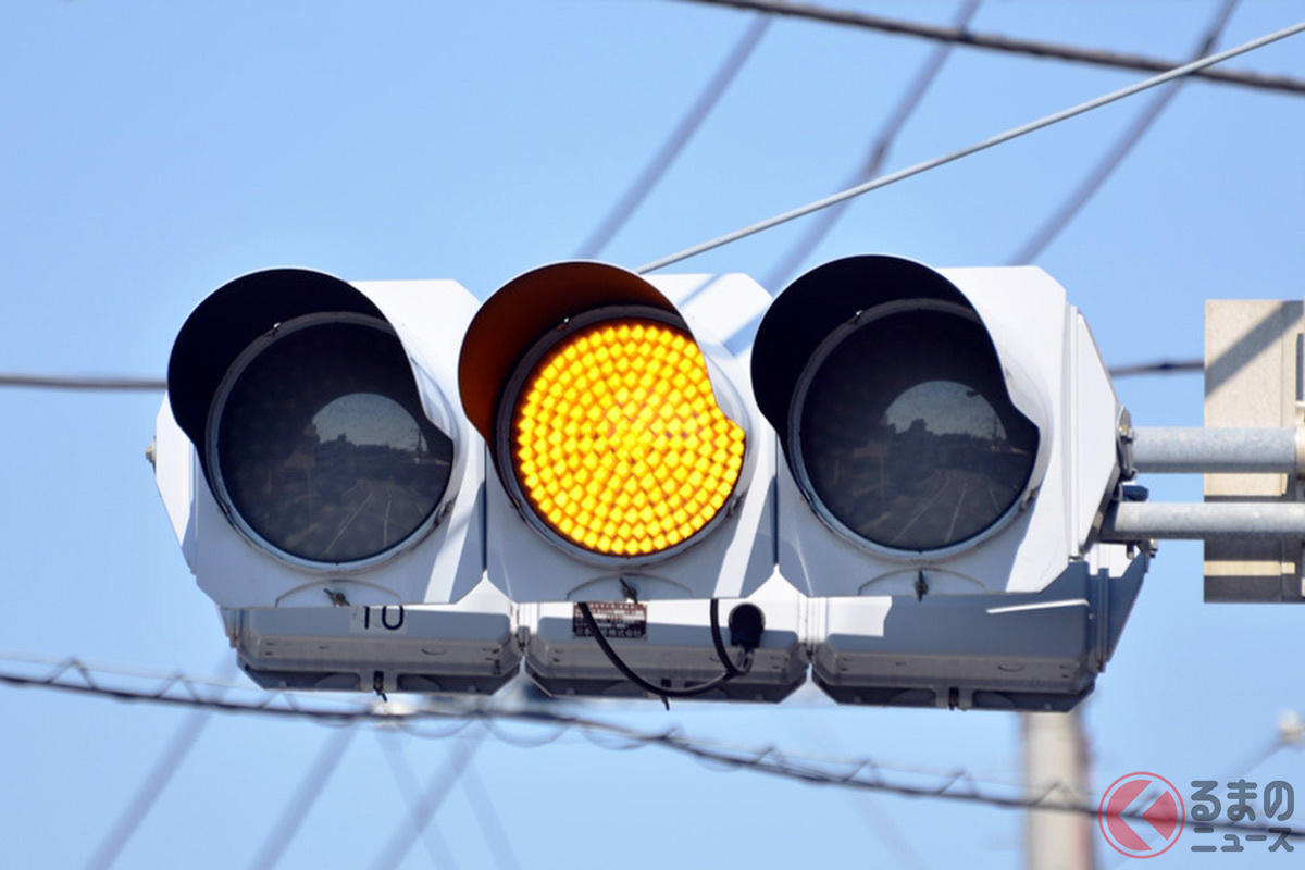 なぜ黄色だけ明るいようになっているのか?