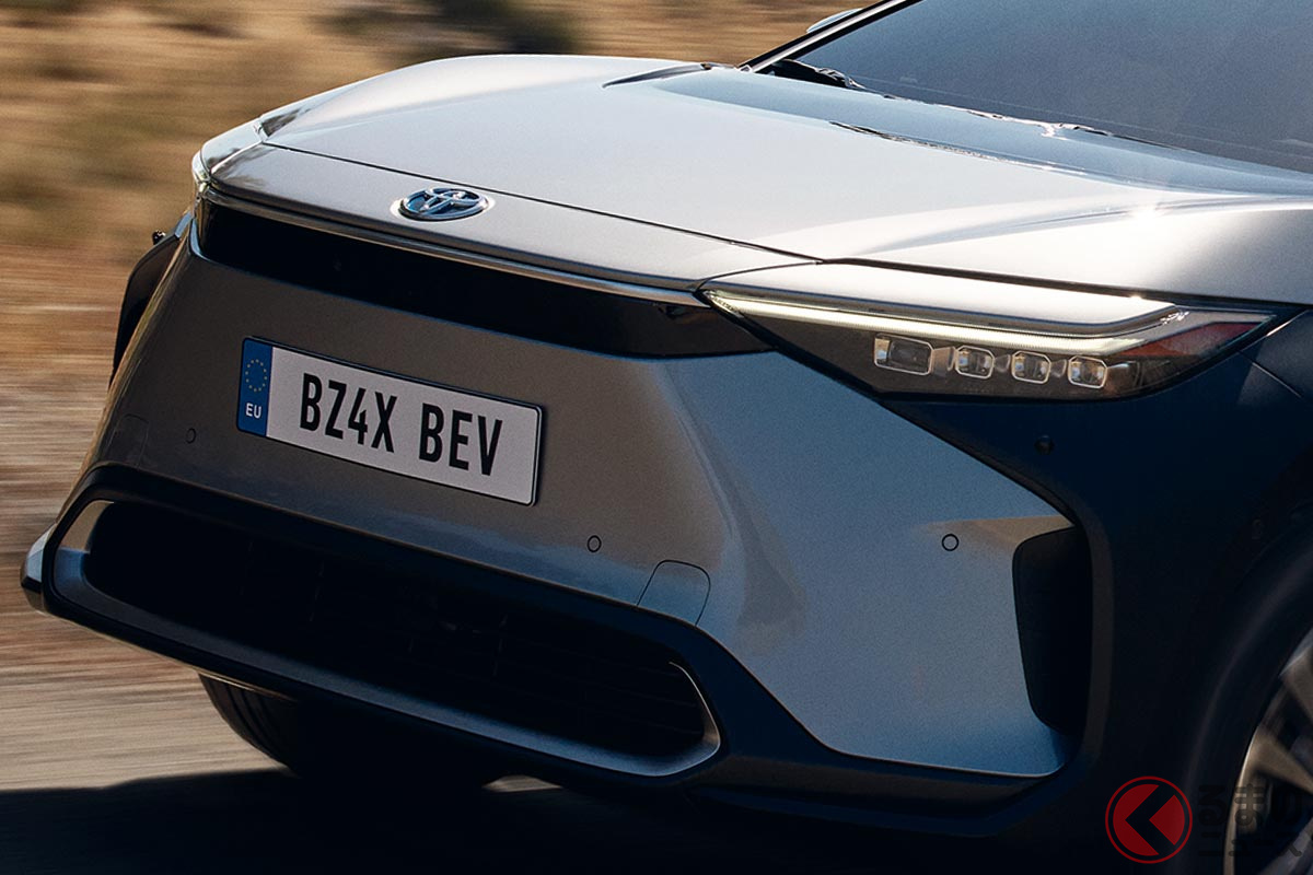 先進的なスタイルのトヨタ新型「bZ4X」