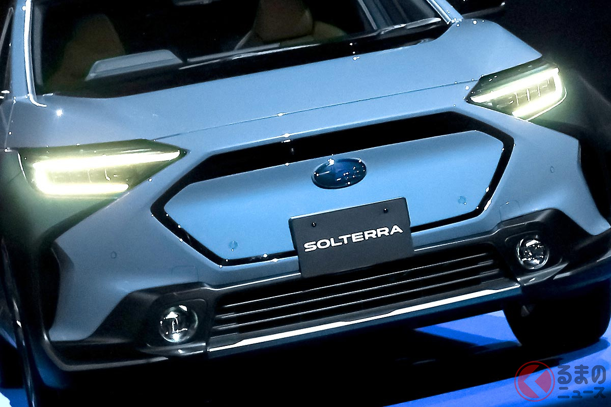 スバル顔の新型EV「ソルテラ」