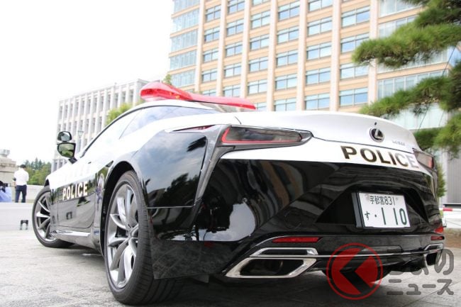 なぜ パトカー は白黒カラー クラウンからgt R Lc500まで多種多彩もボディカラーは同じ訳とは くるまのニュース なぜ パトカー は白黒カラー クラウンからgt R Lc500まで多種多彩もボディカラーは同じ訳とは くるまのニュース