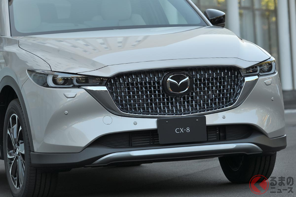 大幅改良したマツダ「CX-8」(特別仕様車 グランドジャーニー)