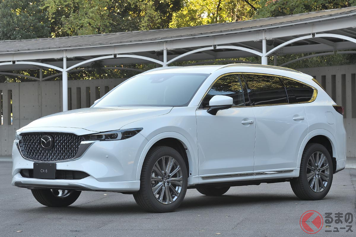 2023年12月で生産を終了したマツダの3列シートSUV「CX-8」