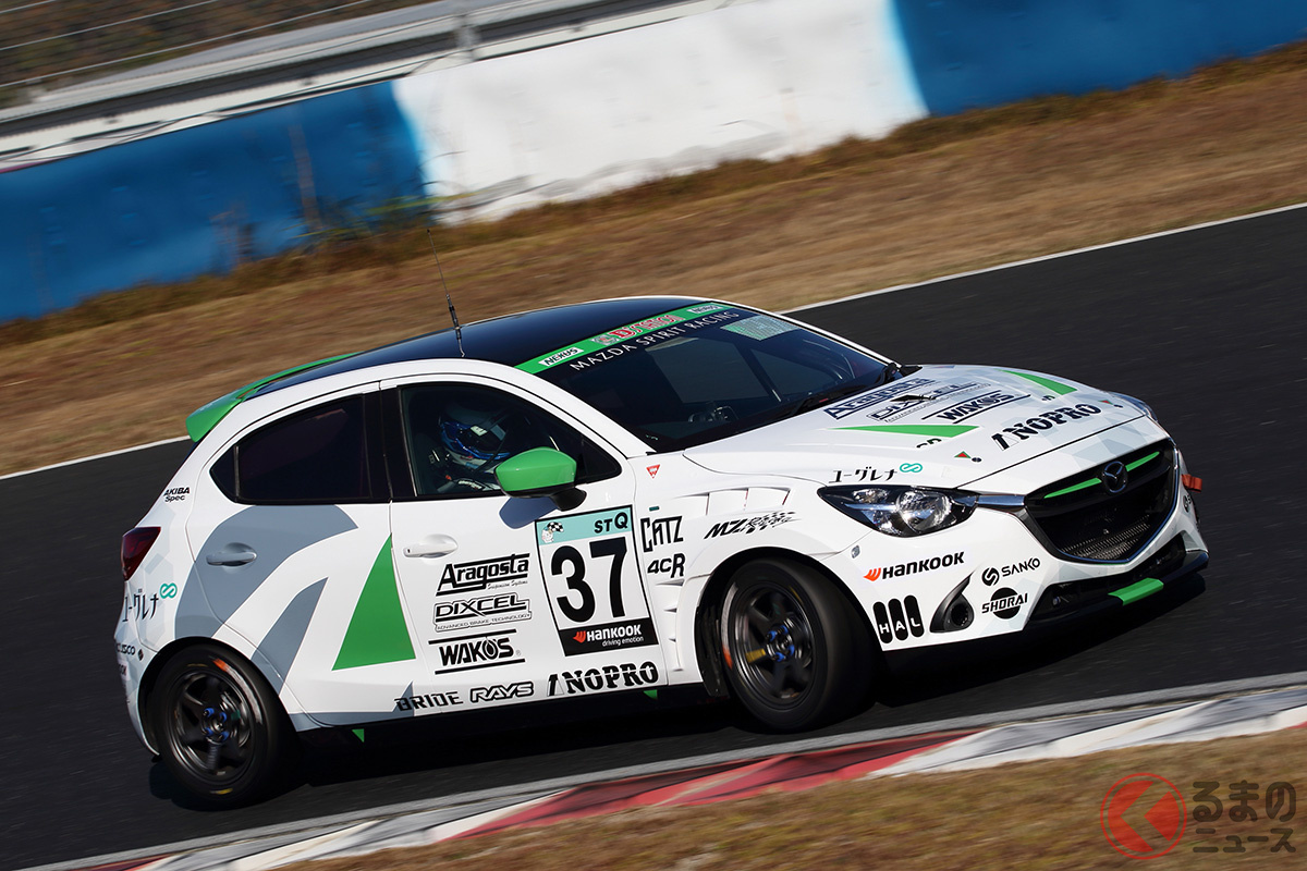 次世代バイオディーゼル燃料を使用し2022年スーパー耐久レースに参戦した「MAZDA SPIRIT RACING Bio concept DEMIO」