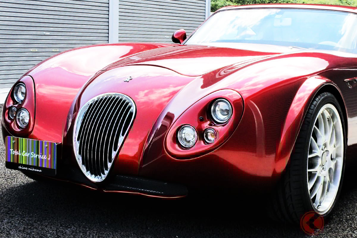 こんなに美しく斬新なデザインは見たこと無い! ヴィーズマン「GT MF4」を日本の中古車市場で発見!