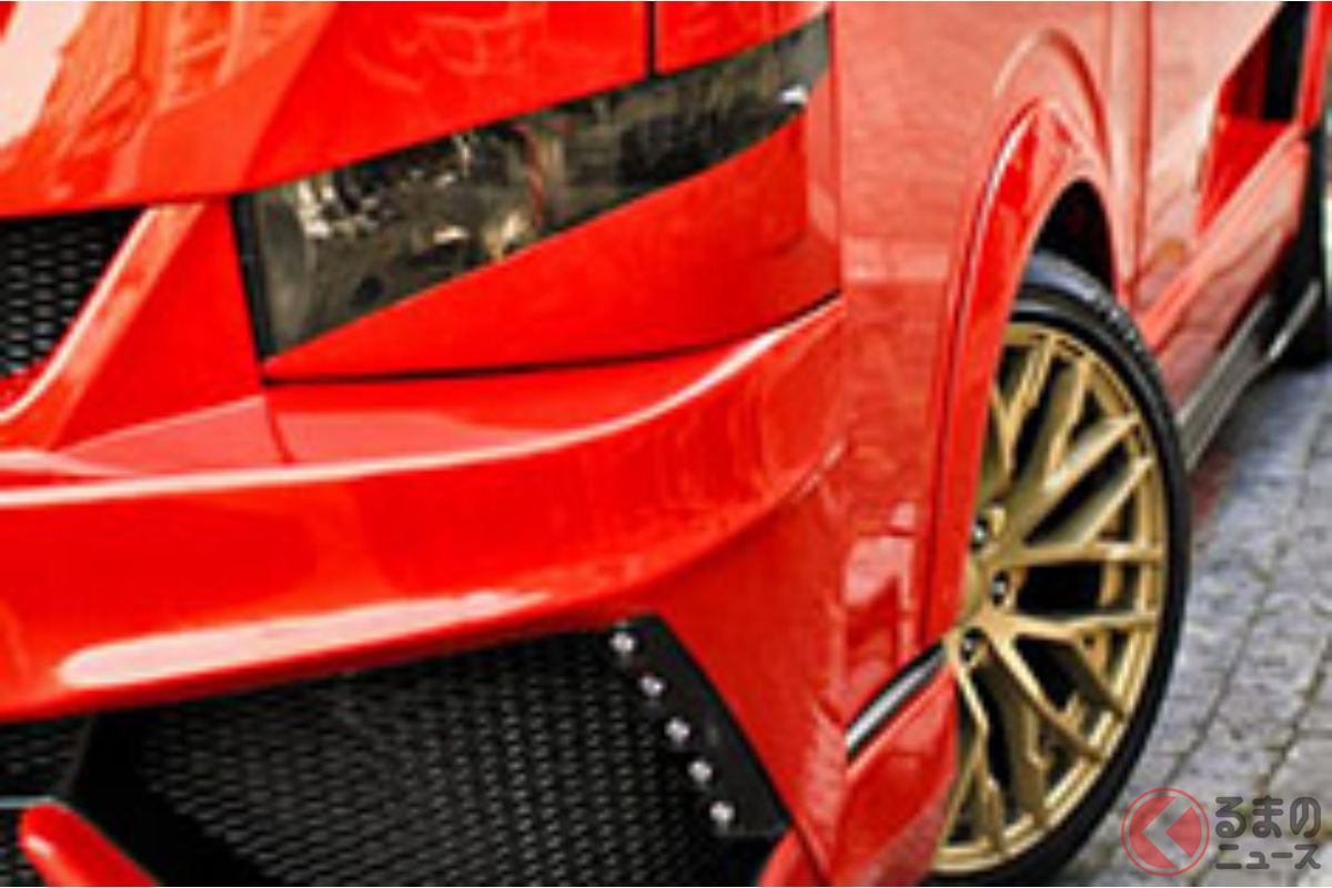 こりゃすげぇ! アヴェンタドール顔のハイエース爆誕! センチュリーエンジン搭載のモンスターマシン!(画像提供:ジェームス・レデリンガイス氏)