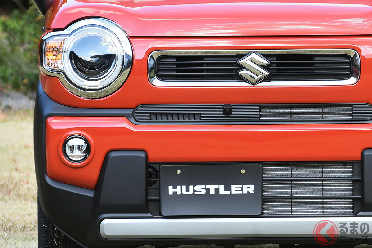 スズキ 軽クロスオーバーハイトワゴン「ハスラー」は、コンパクトながらシートアレンジの工夫により車中泊も可能!