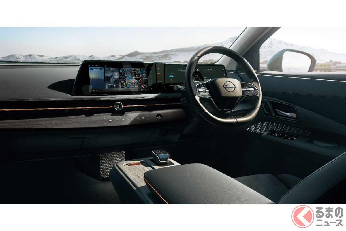 日産初の電気SUV「アリア」の車内