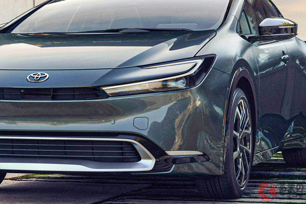 世界初公開された北米仕様のトヨタ新型「プリウス プライム」