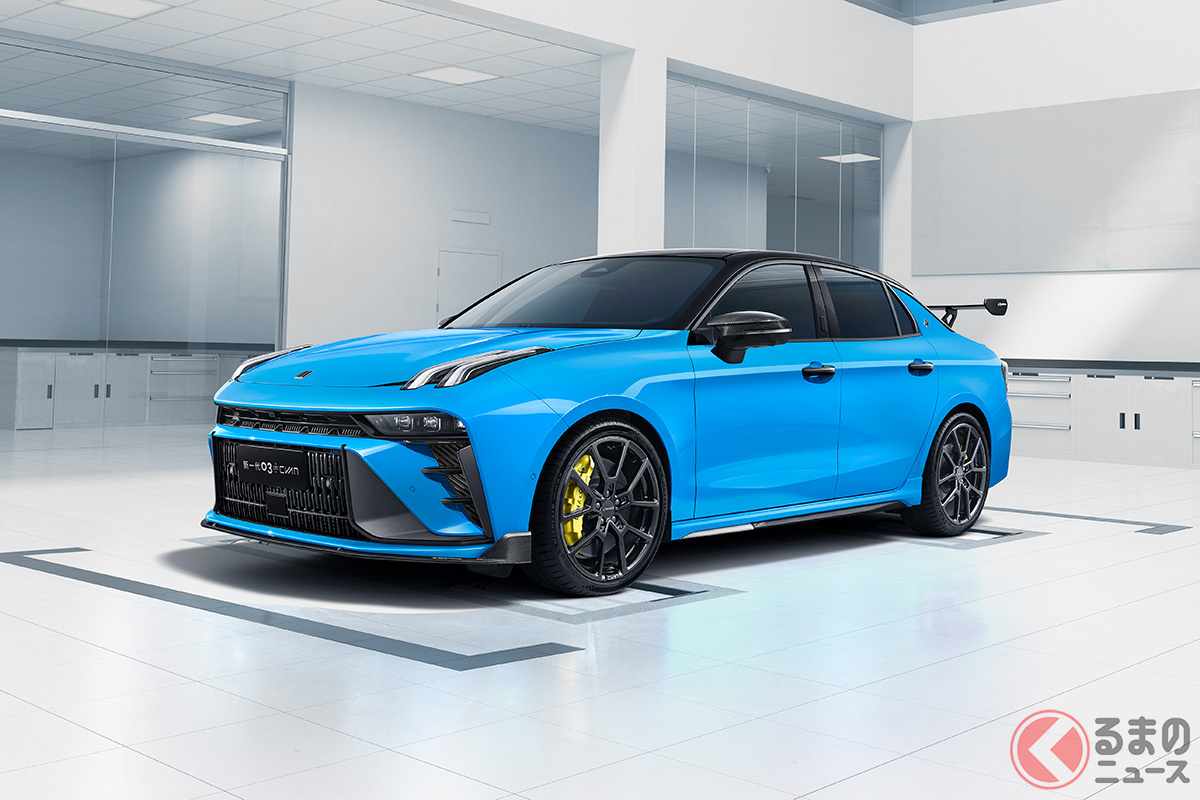 「03+」をベースとした「03+ Cyan」