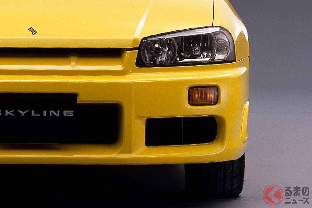 国産スポーツセダン・クーペとして名高い「スカイライン(R34型)」