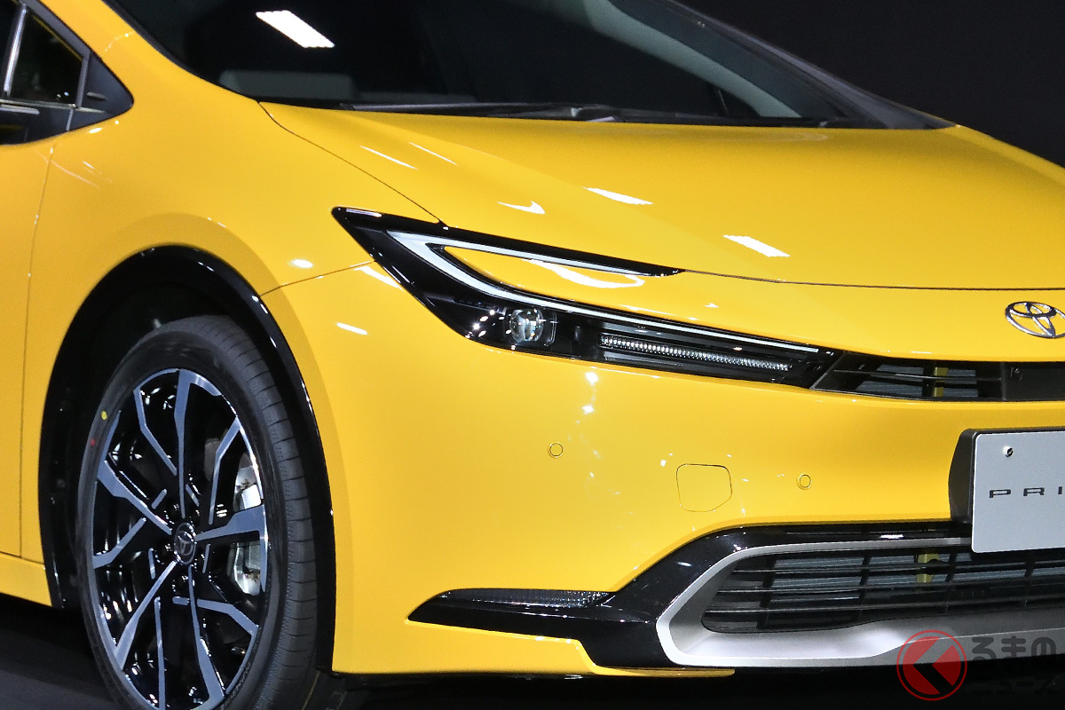トヨタ新型「プリウス」で廃止された「センターメーター」実際に見にくい?