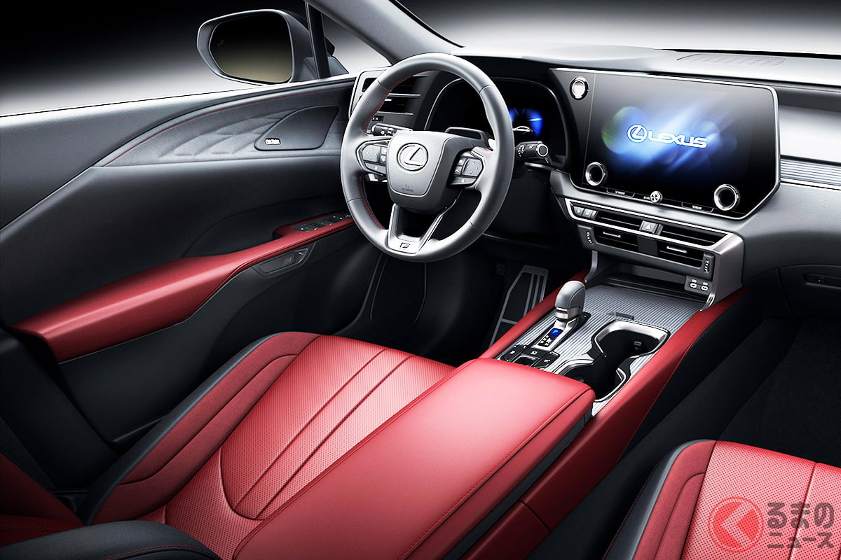 鮮烈！ レクサス 新型「RX」のなかでも人気の高いスポーティグレード“F SPORT”に専用設定されるダークローズの赤内装