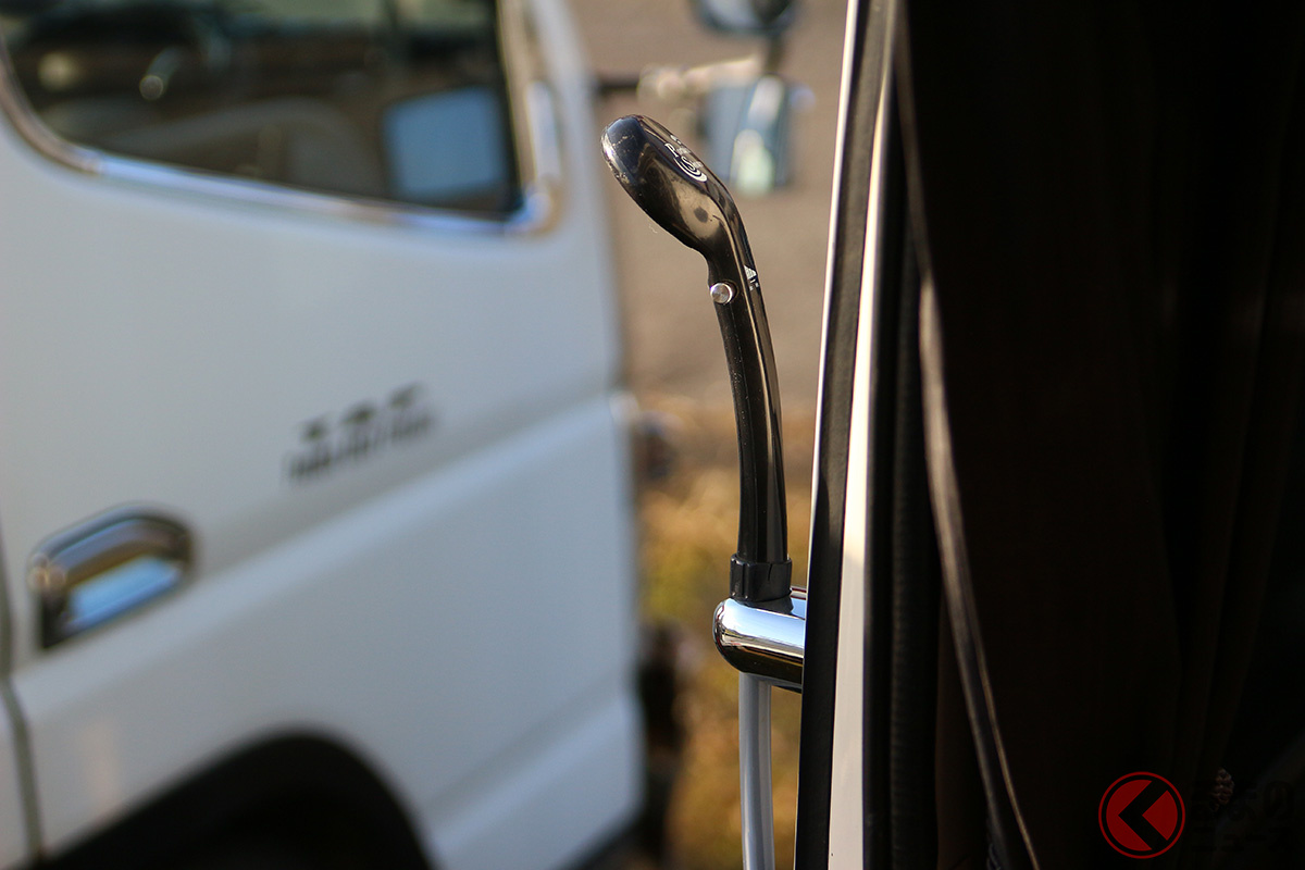 シャワールームはなくなりましたが、屋外でシャワーを使えます