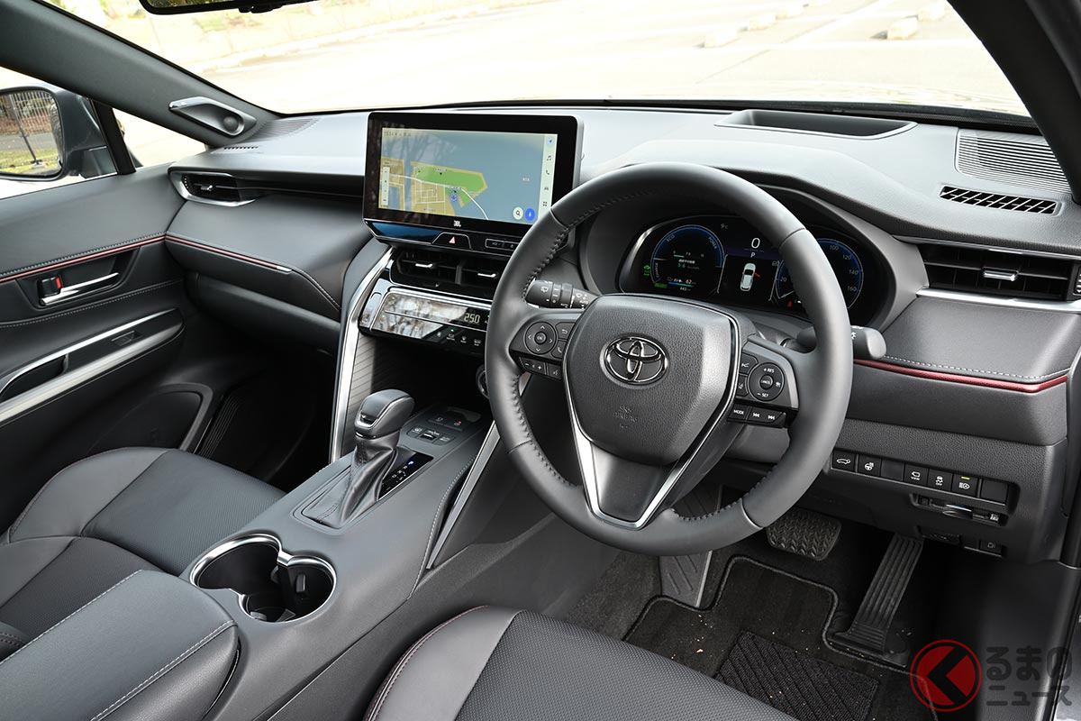 トヨタ「ハリアー PHEV」のインテリア
