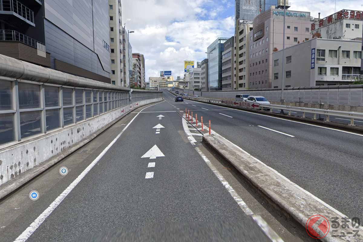 首都高速5号池袋線下り・東池袋入口((C) Google)