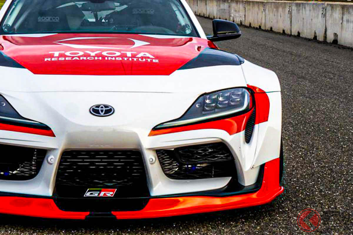 TRIで開発された自動的にドリフト走行が可能な「スープラ」