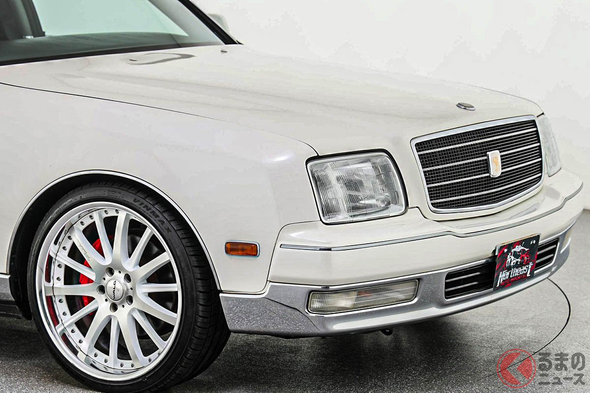 約300万円で落札されたトヨタ「センチュリー」(Photo:Cars and Bids)