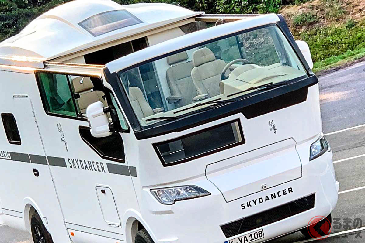 まさかのオープンカーでキャンピングカー! スカイダンサー「Sky Diamond」