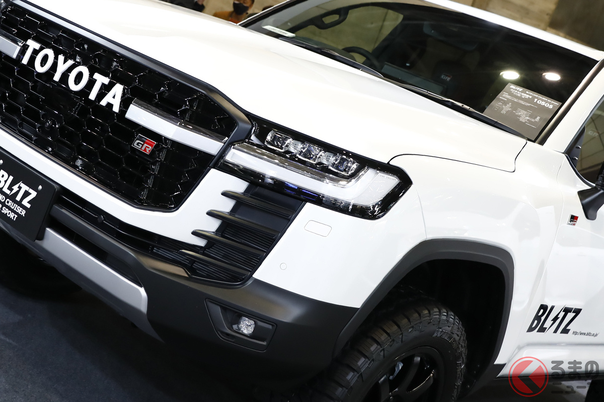 DAMPER ZZ-Rによってリフトアップが行われた「ブリッツ ランドクルーザー GR SPORTS」