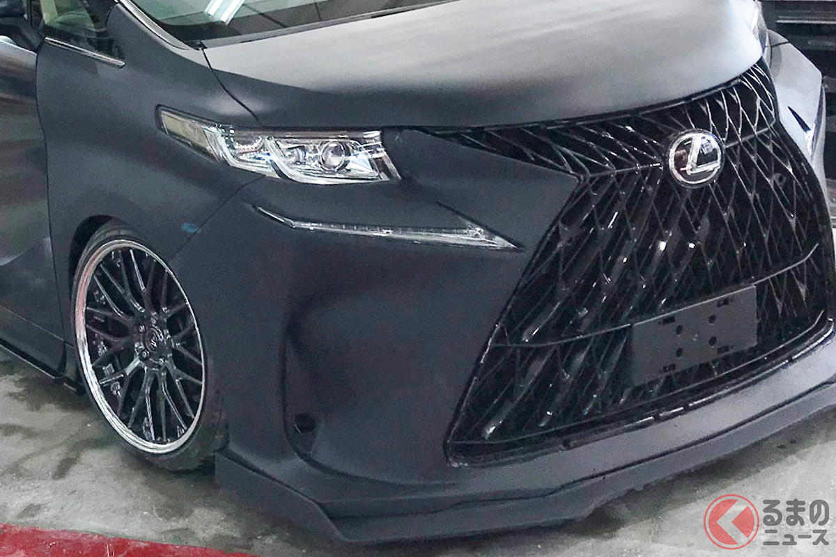 レクサス「LM」風のトヨタ「アルファード」がスゴい!トレーラタイプの「LM800T」を東京オートサロン2022にて実車展示!(画像:NATS)