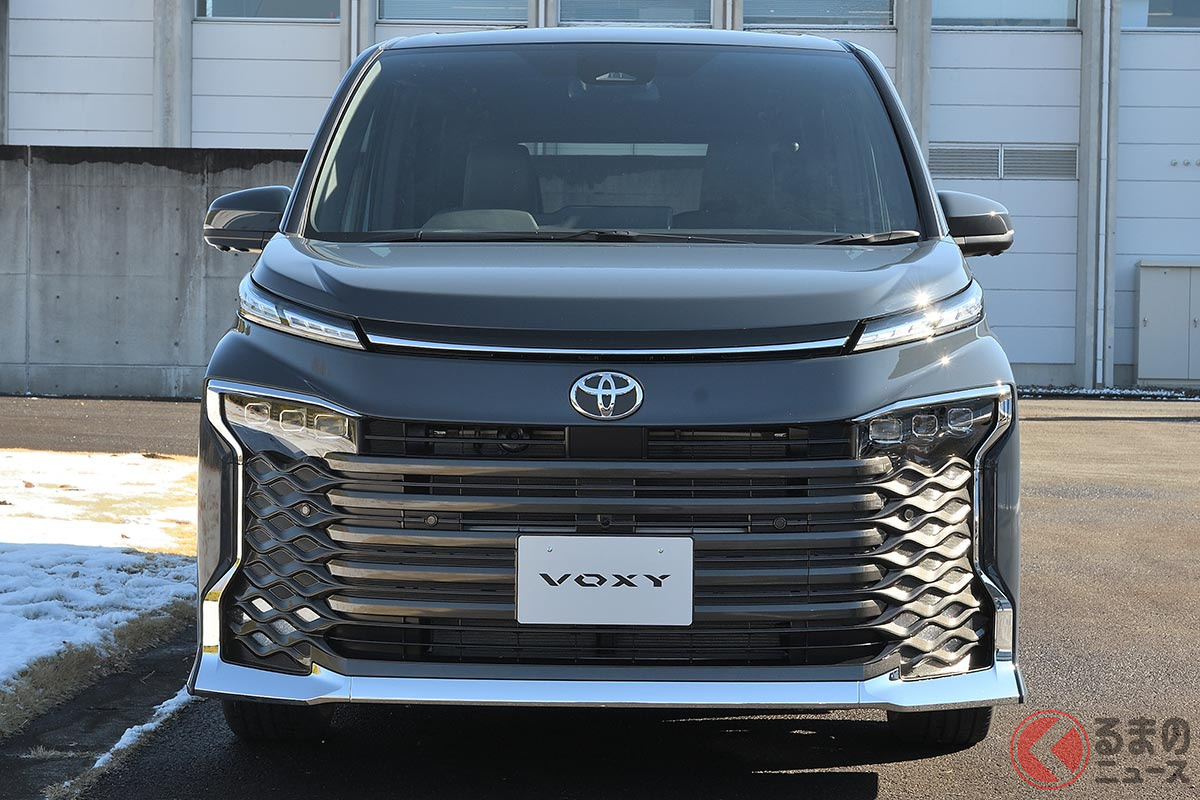 トヨタ新型「ヴォクシー」