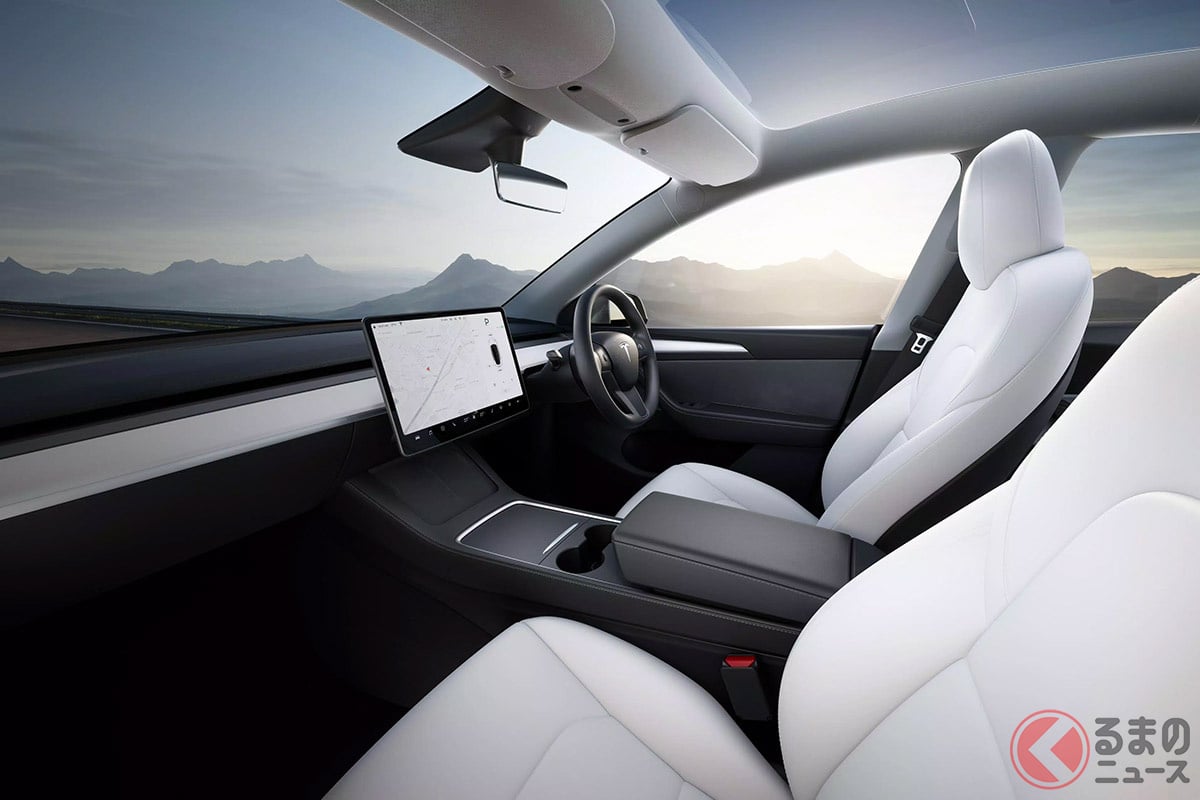 めちゃ開放的! テスラ「モデルY」のインテリア