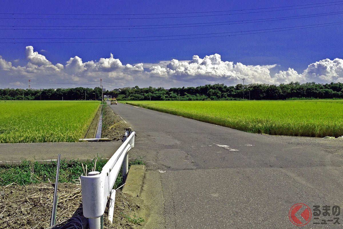 見通しの良い交差点に潜む「魔物」とは（写真はイメージ）