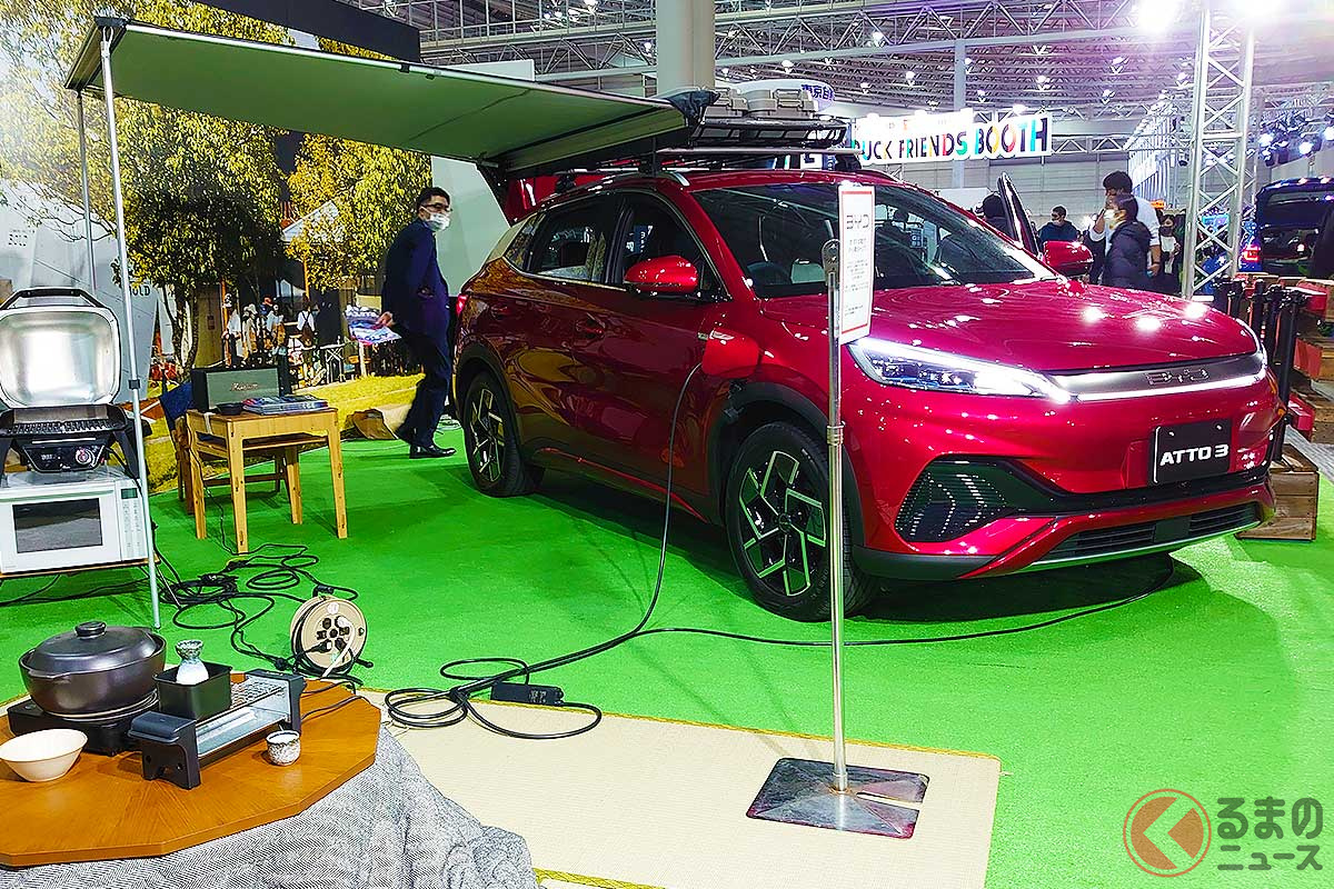 BYD「ATTO 3(アット3)」、左下の炬燵(こたつ)は車両の電気で稼働している