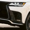 ド迫力“黒強め”のレクサスSUV 新「LX」登場！ 4人乗り「超高級」仕様も設定！ 新グレードがEU市場で発表