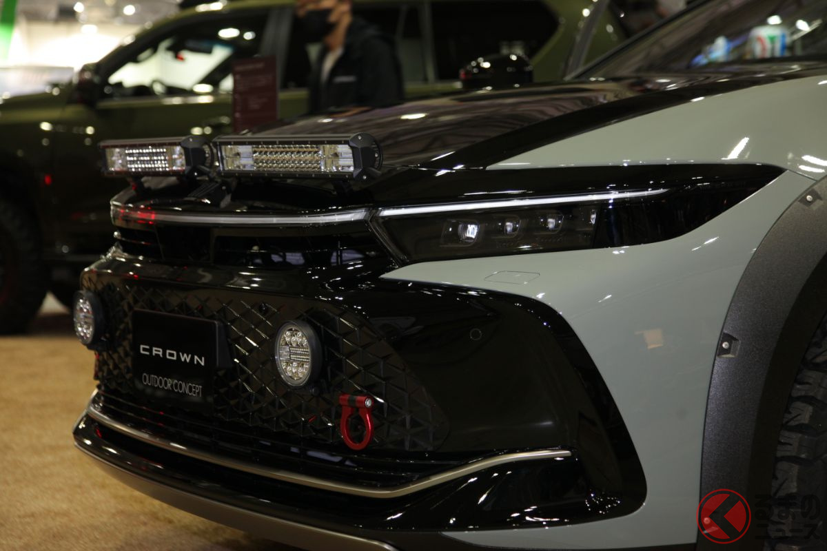 Toyota's New Crown Revamped in Crossover Style | Raistarcorp