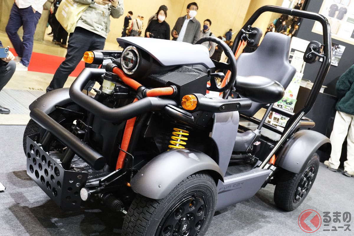 こりゃカッコいい! アウトドアな超小型BEV「Fun・COM エクスプローラー」をお披露目したトヨタ車体