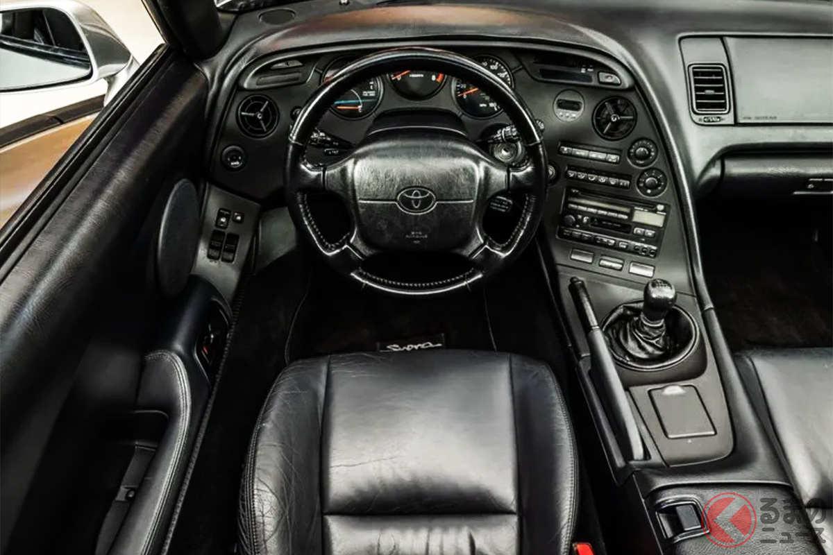 こりゃ凄い! 極上内装のトヨタ「スープラ(A80型)」が約2500万円で販売されている(photo:JamesEdition/Vanguard Motor Sales)