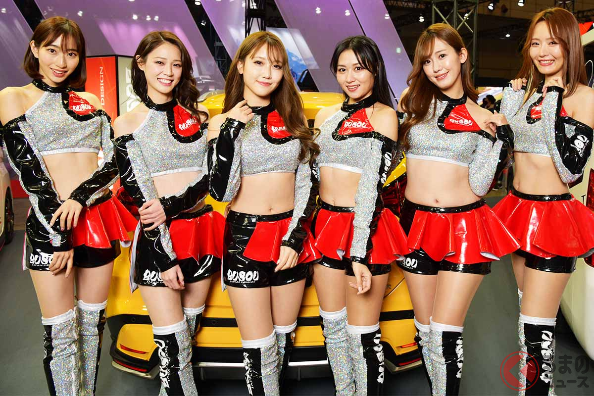 BUSOUブースのイベントコンパニオン