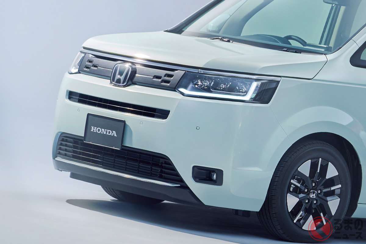 オラオラ顔ミニバンが流行りのなかで、あえてシンプル顔を採用したホンダ新型「ステップワゴンAIR」