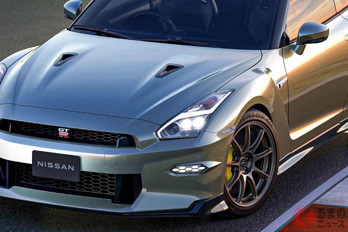 歴代スカイラインGT-R風? オートサロンで初公開となった新型「GT-R」