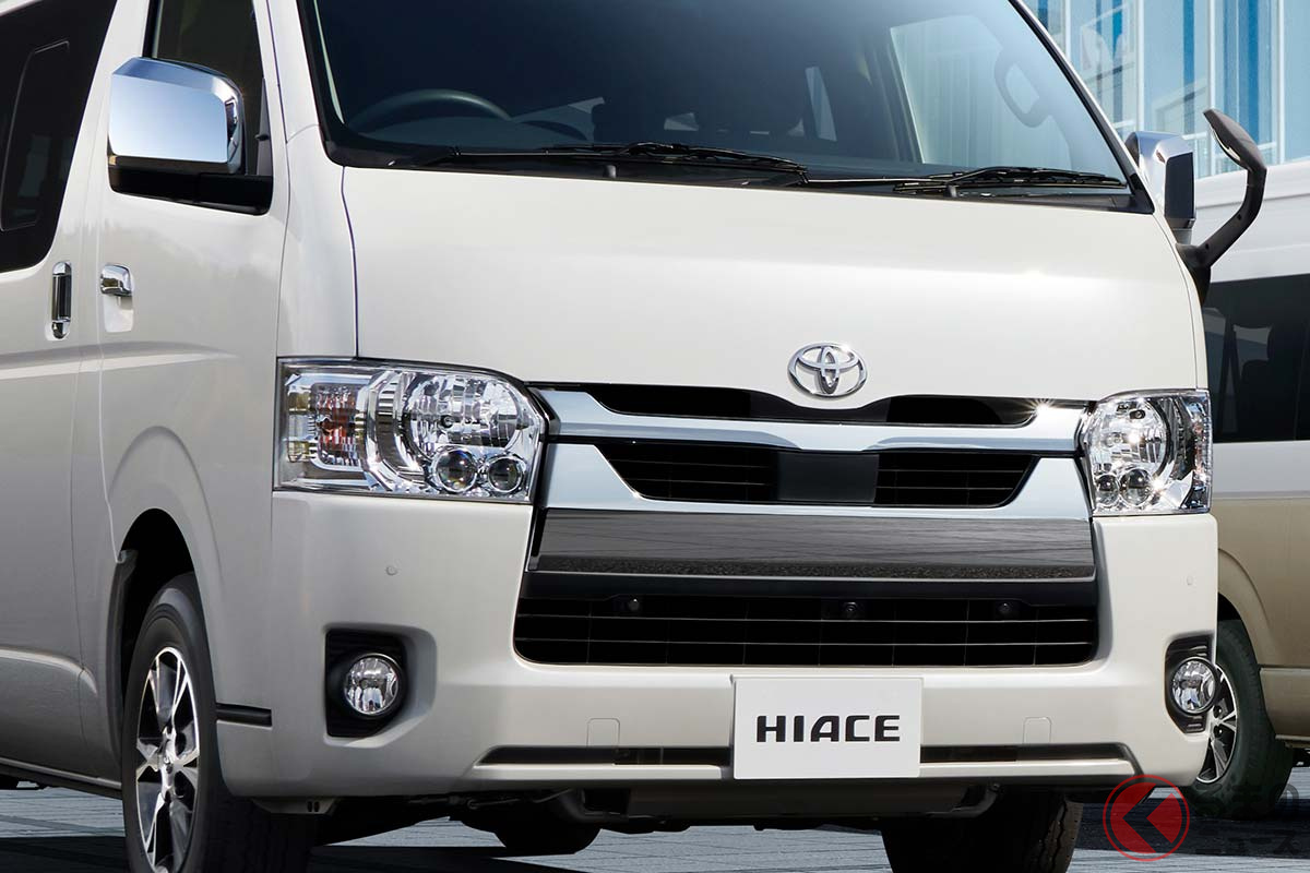 仕事にも趣味にも使えるトヨタ「ハイエース」