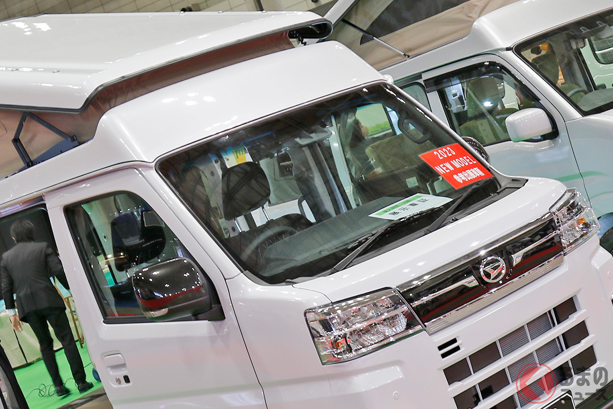 秘密は「屋根」にあり! 3名が就寝可能なダイハツ「アトレー」の軽キャンピングカー(プロトタイプ)