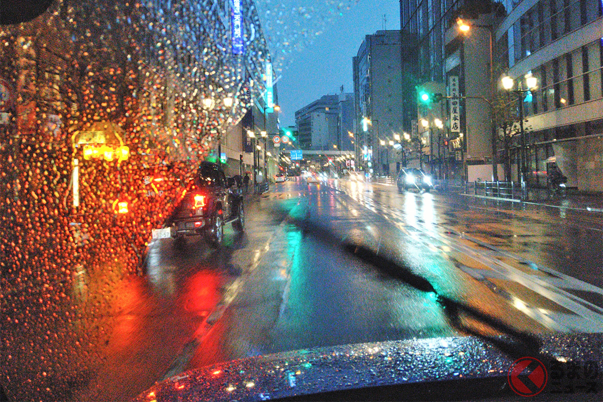 劣化した「ワイパー」は危険!早いうちに交換しましょう