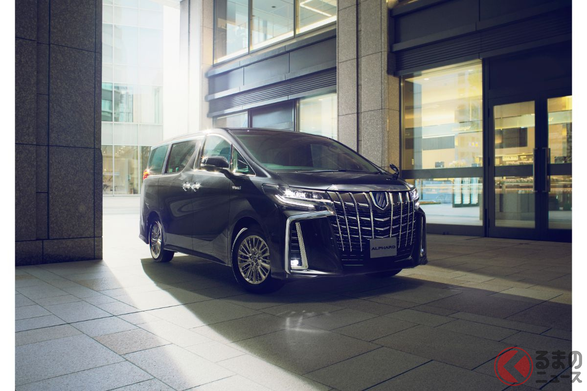 Toyota's popular luxury minivan the Alphard is rumored to be getting a ...