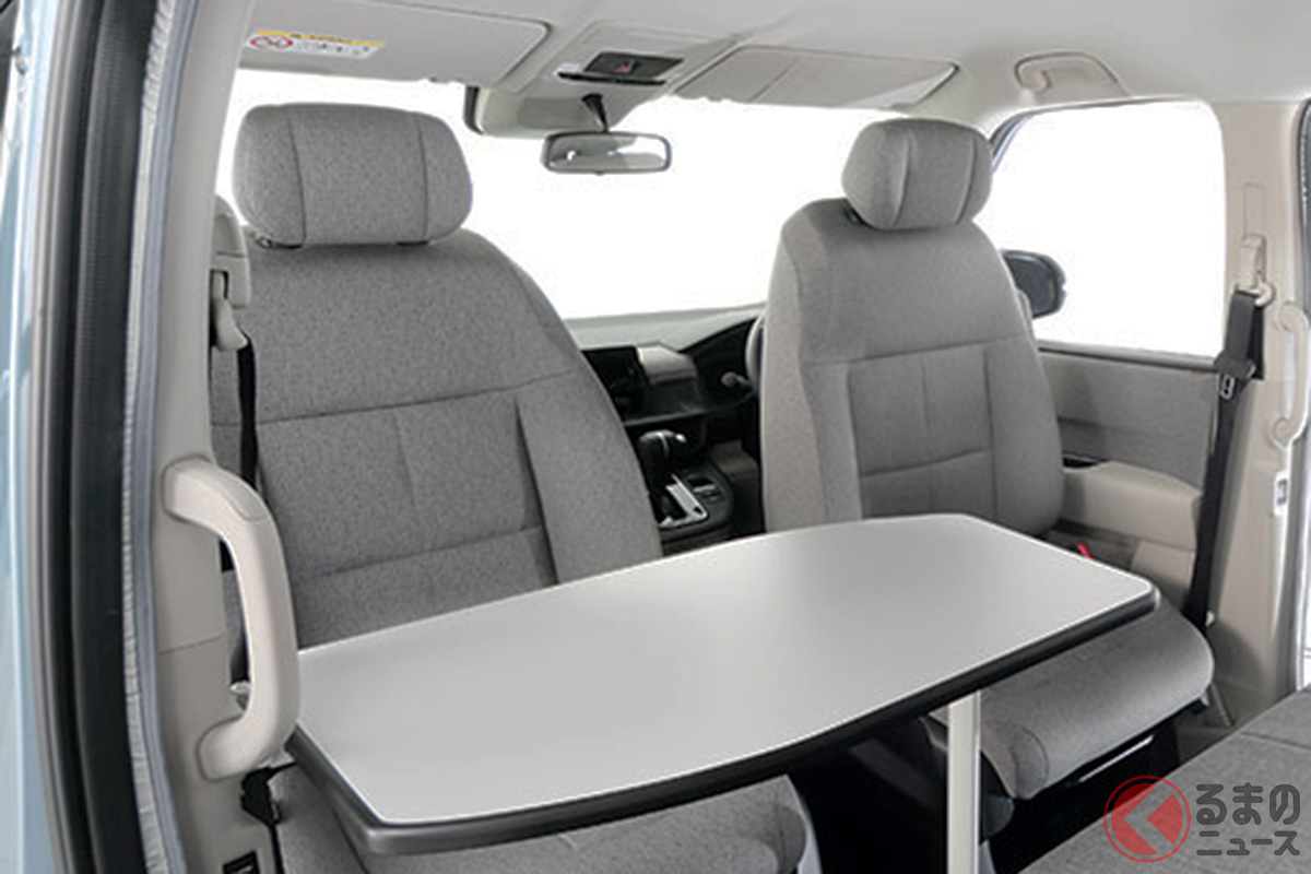 椅子が180度回転! 快適なステップワゴンの車中泊仕様とは