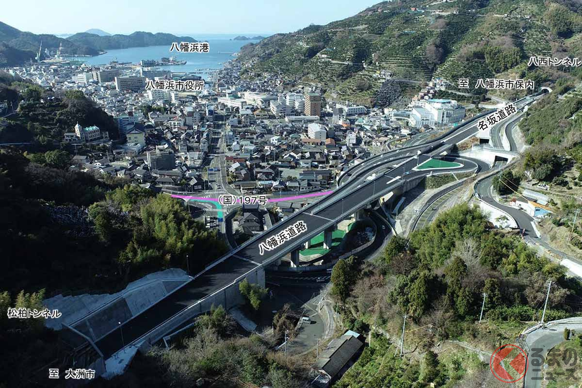 大洲・八幡浜道の八幡浜IC付近。2023年1月11日撮影(画像:愛媛県)